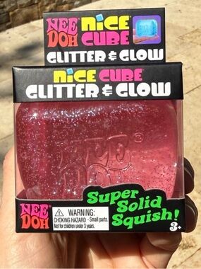 NeeDoh Nice Cube Glitter & Glow Super Solid Squish - Pink